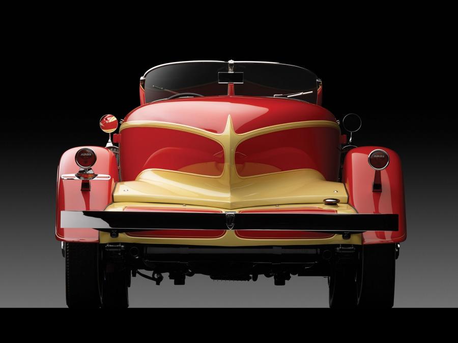  Auburn 12-161A Custom Boattail Speedster 1933 года  (фото 7 из 9)